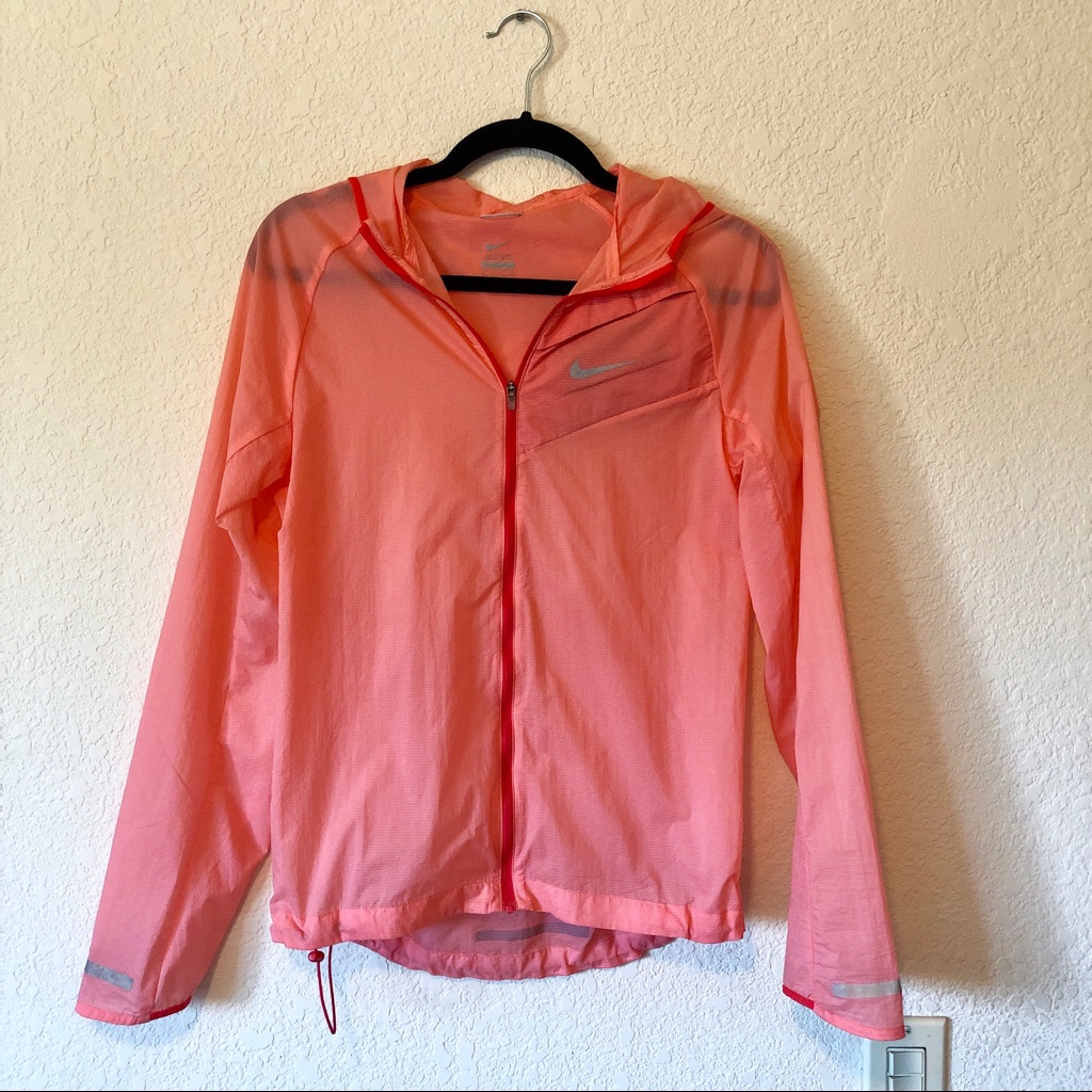 Nike Melon Wind Layer